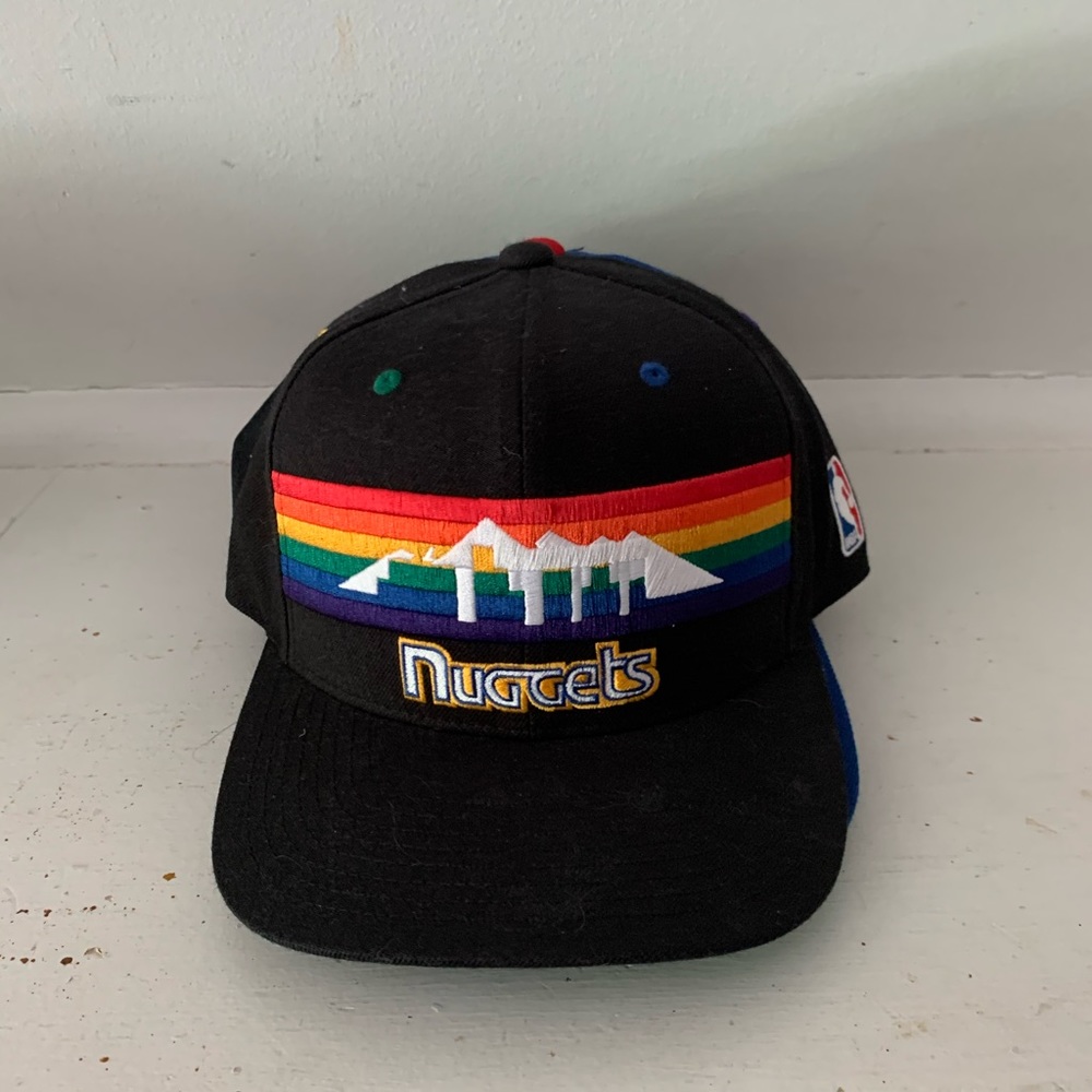 BRAND NEW Mitchell and Ness SnapBack nuggets